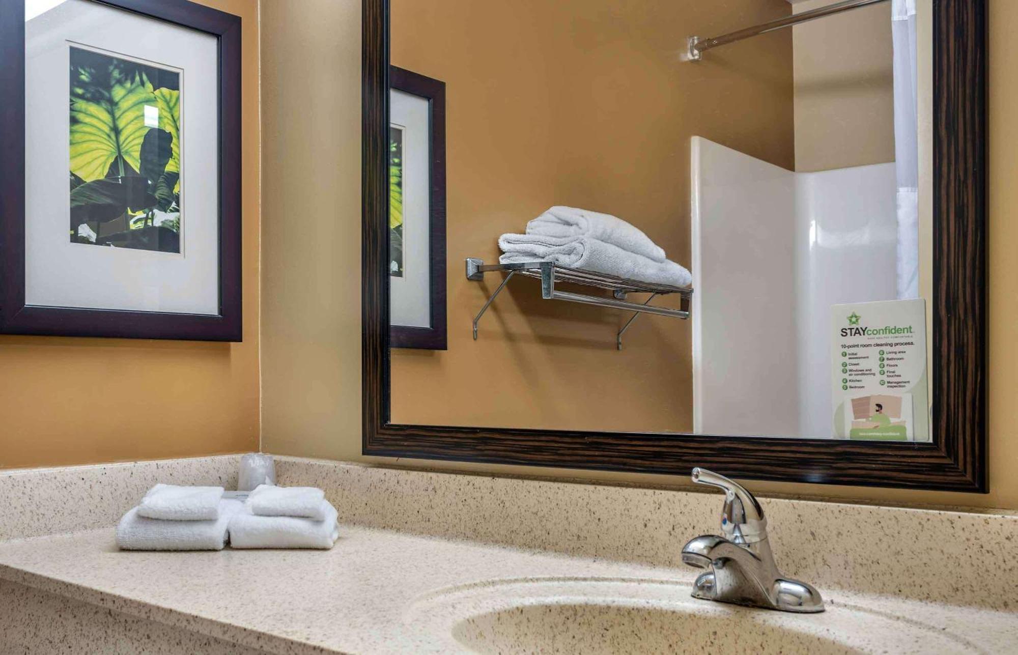 Extended Stay America Suites - San Diego - אושנסייד מראה חיצוני תמונה